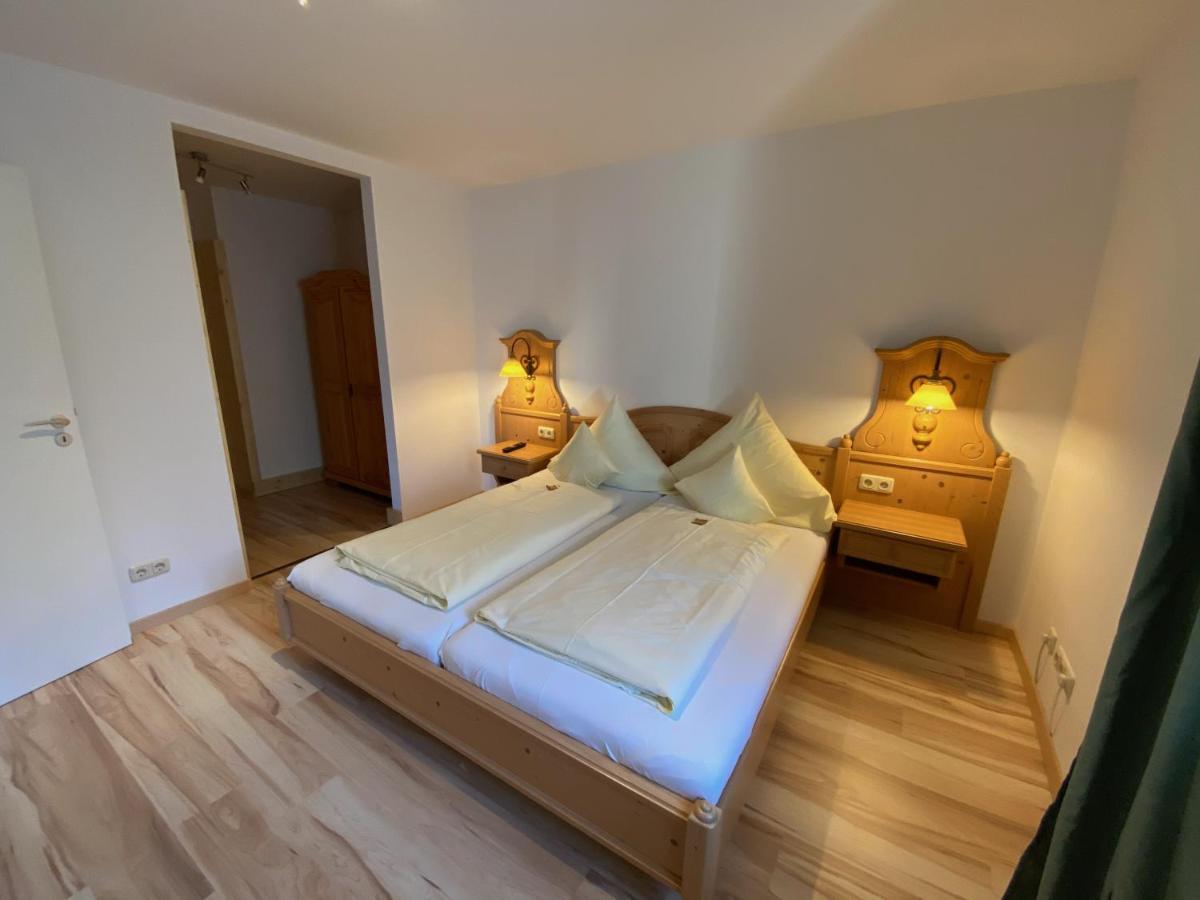 Hotel Lobmeyer Roding Ngoại thất bức ảnh